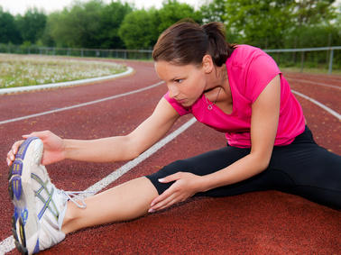 Allgemeines und spezifisches Aufwärmen vor dem Training für Verletzungsprävention und erhöhte Leistung in Sport und Wettkampf
