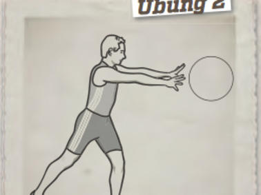 Medizinball Training: Gleitschritt rückwärts und druckvoller Bodenpass