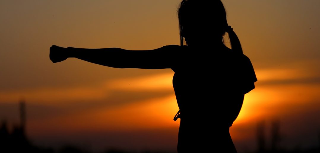 Frau, Selbstverteidigung, Selbstbehauptung