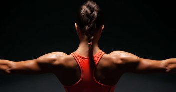 Schluss mit Rückenschmerzen! Training von Gesäß und Beinen Effektive Hilfe gegen Rückenschmerzen: Training von Gesäß & Beinen