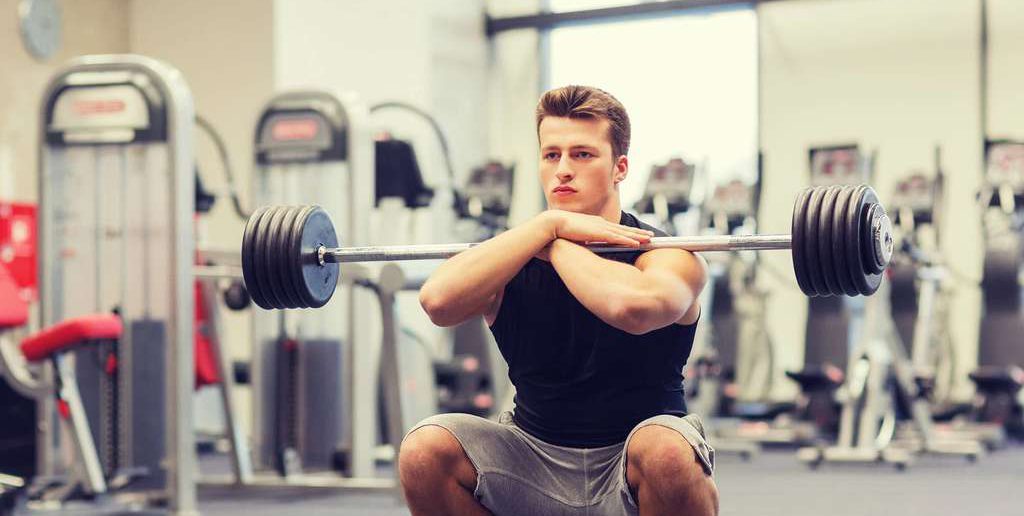 Alle wichtigen Informationen, Übungen und Trainingspläne zum Thema Krafttraining