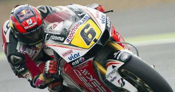 Frühes Aus für Bradl in Assen – Stoner gewinnt