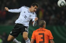 Fußball-Feuerwerk zum Jubiläum – Dreieck zaubert