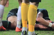 Kreuzbandriss bei Fußballern & Skifahrern. Prävention, Übungen und Tipps zur Selbsthilfe & Training von erfahren Sportwissenschaftlern und Sportmedizinern.