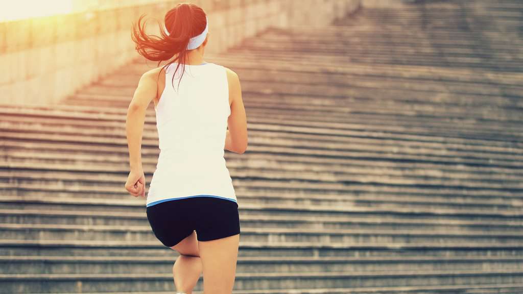 Abnehmen durch 20 Minuten Joggen bereit Abnehmen durch 20 Minuten Joggen bereit