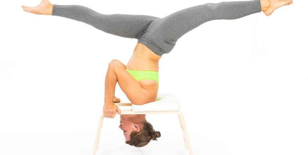 Mit dem FeetUp sind diverse Variationen des Kopfstandes möglich.