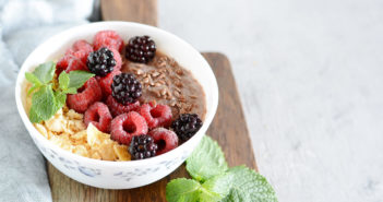 Porridge-Varianten: Drei kalorienarme Rezepte zum Abnehmen leckere, gesunde und kalorienarme Rezeptideen zum Abnehmen