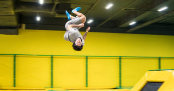 Trampolinspringen: Der neue Megatrend in den Trampolinhallen der Republik trendsport trampolinspringen