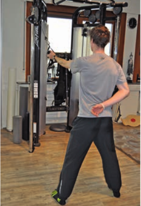 Das Impingement ist ein weit verbreitetes und schmerzhaftes Problem unter Trainierenden. Ratgeber zu Maßnahmen und Übungen.