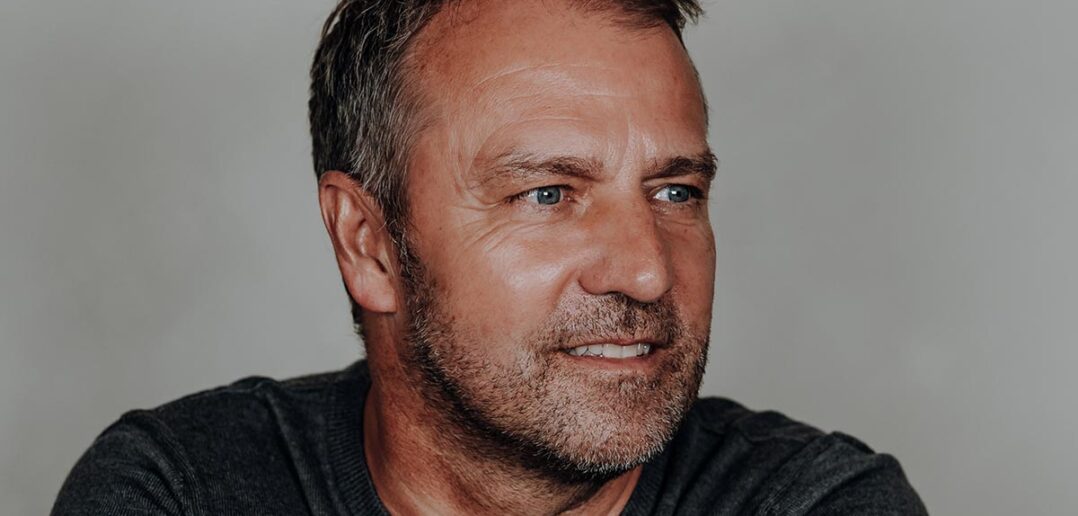 Buchvorstellung: Im Moment von Bundestrainer Hansi Flick