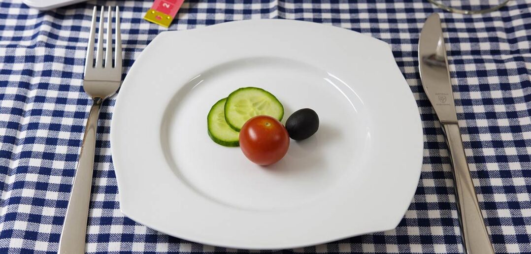 Orthorexie beschreibt eine Form der Essstörung, bei der Betroffene krankhaft gesund essen.