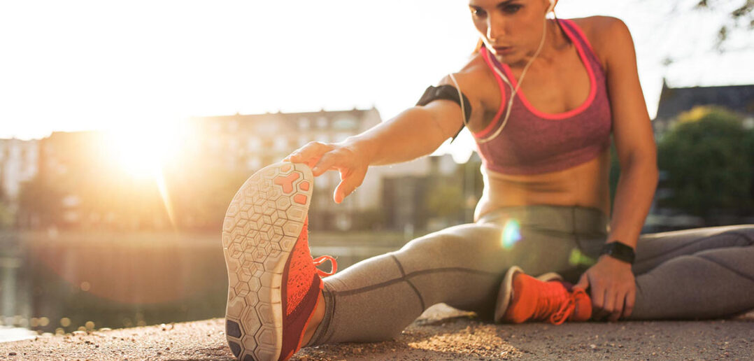 Dehnen oder Krafttraining - Was macht beweglicher?